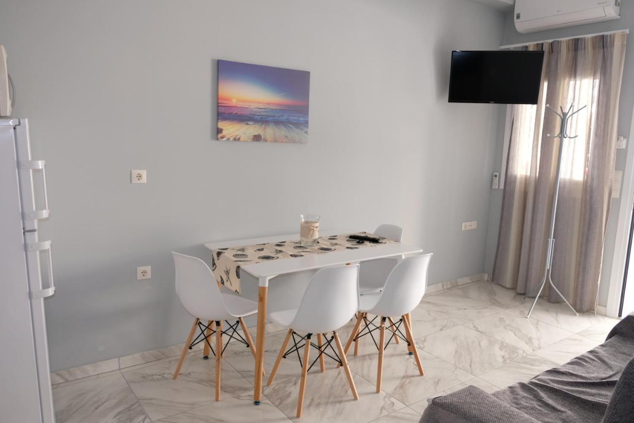 Bright & Comfy Apartments Near The Beach بلدة كوس المظهر الخارجي الصورة